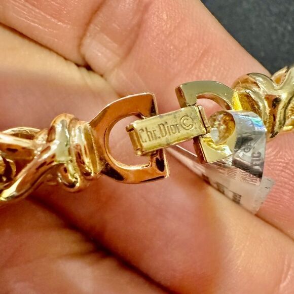 CHRISTIAN DIOR VINTAGE PEARL & ENAMEL GOLD CHAIN NECKLACE - Picture 6 of 8